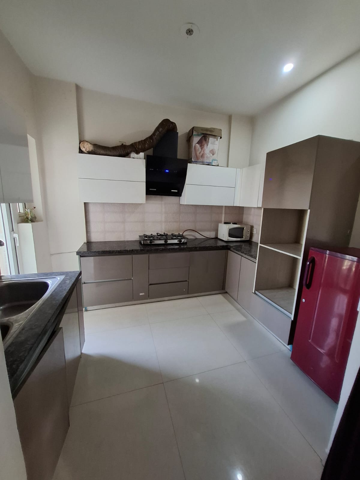 3 BHK FULLY FURNISHED AT SKYLINE PARK 